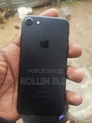 Apple iPhone 7 32 GB Noir