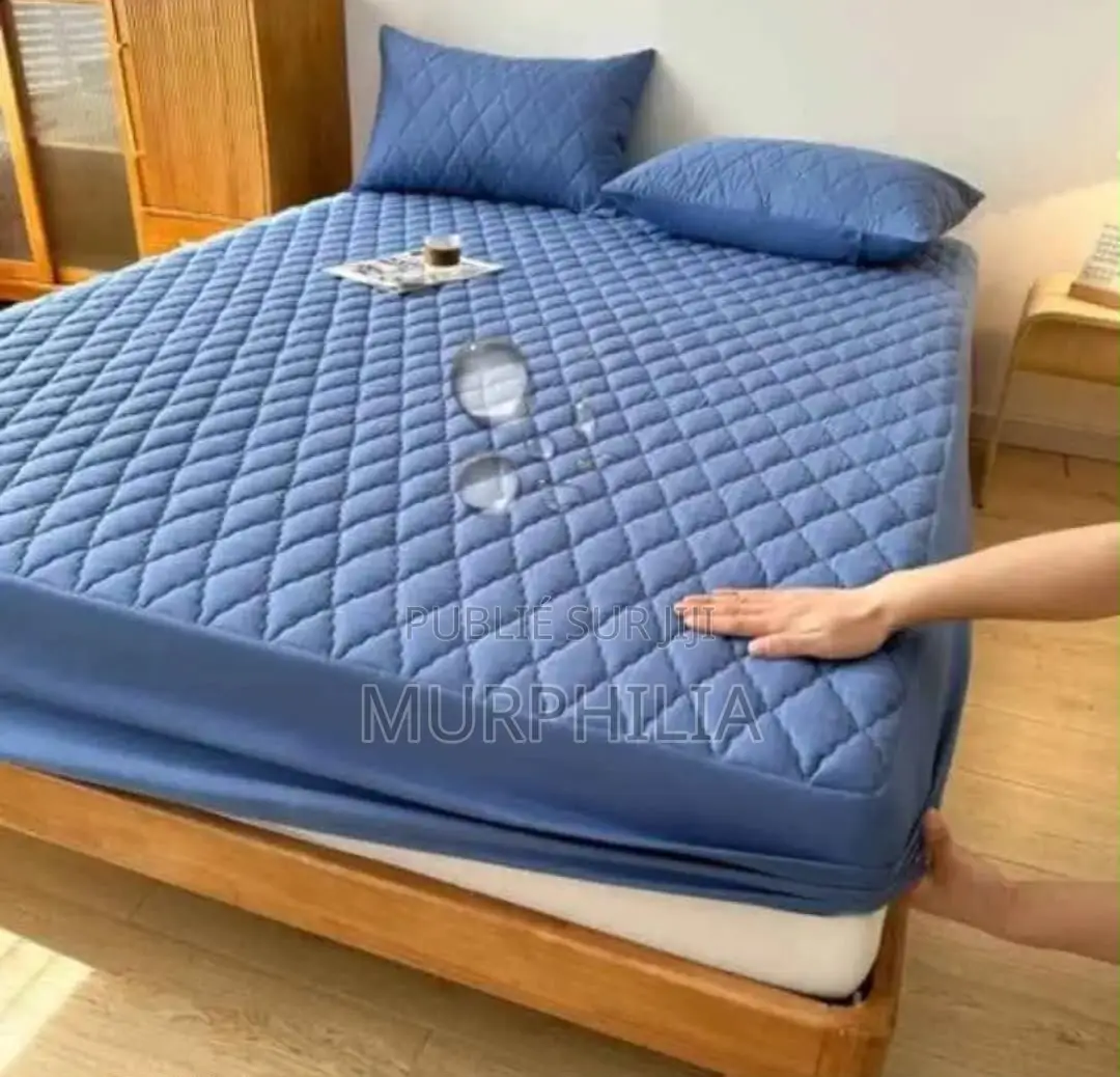 Couvre-Matelas Imperméable 3 Places 180×200 – 13 000F