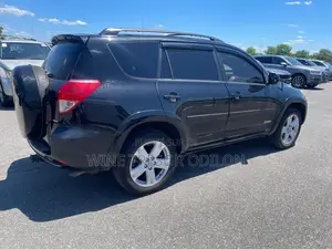 Toyota RAV4 2011 Noir