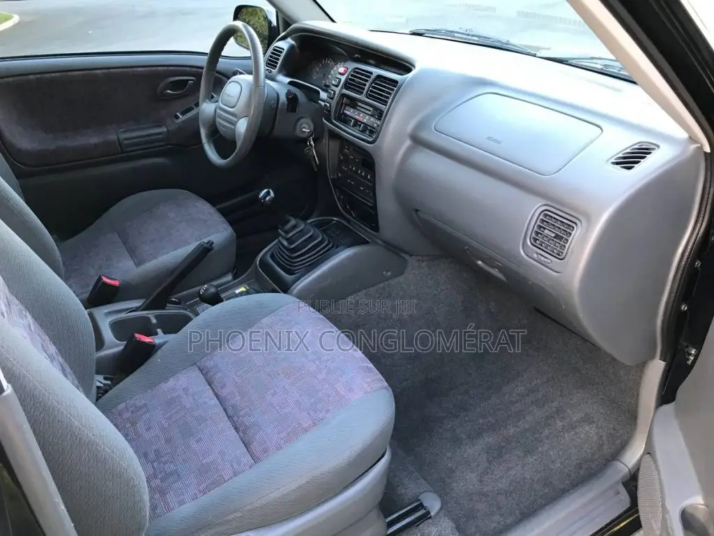 Toyota RAV4 1999 Blanc
