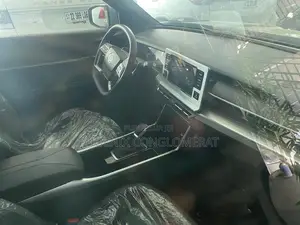 Nouveau SsangYong Kyron 2024 Gris