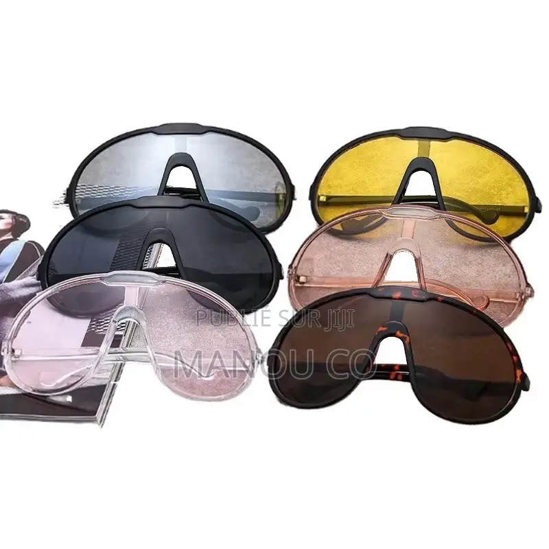 Lunettes De Soleil Stylés Et Tendance