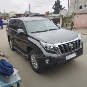 Toyota Land Cruiser Prado 2.8 D-4D 2016 Gris