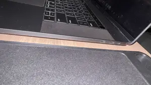 Ordinateur portable Apple MacBook 2018 16GB Intel Core i7 SSD 256GB