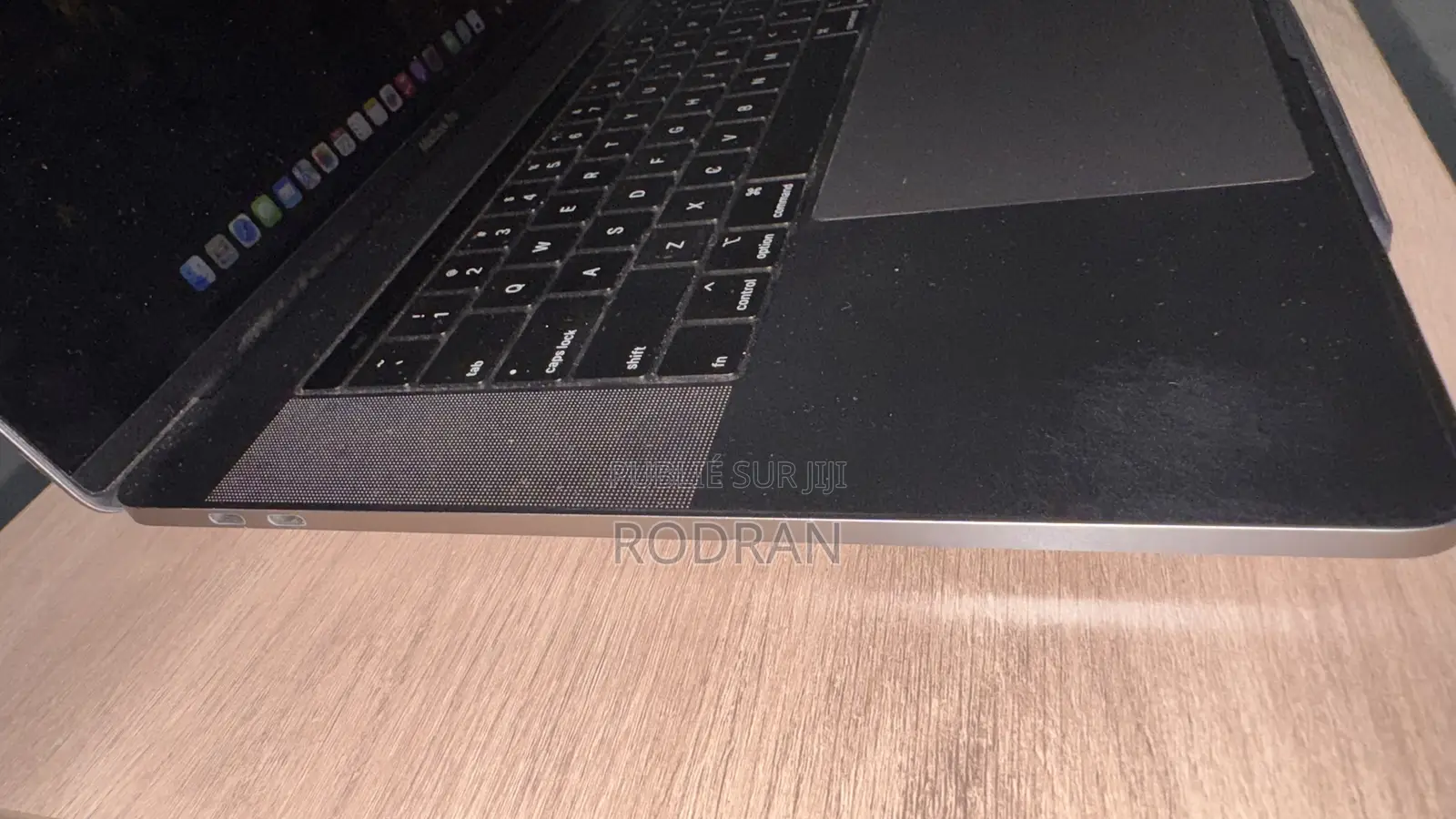 Ordinateur portable Apple MacBook 2018 16GB Intel Core i7 SSD 256GB