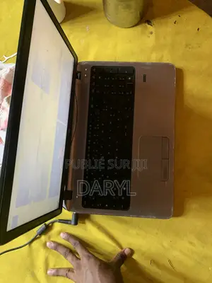 Ordinateur portable HP 255 32GB Qualcomm Snapdragon X Plus SSD 1T