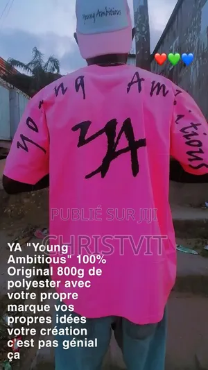 Complet Tee-Shirt Et Chapeau