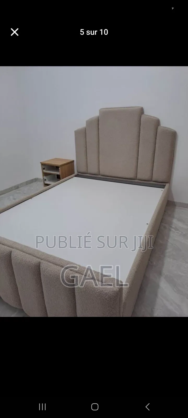 Lit Garnis en Tissus