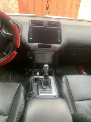 Toyota Land Cruiser Prado 2023 Blanc