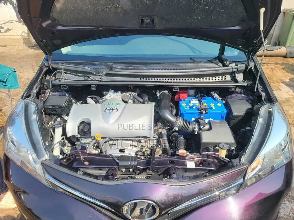 Toyota Vitz 2016 Violet