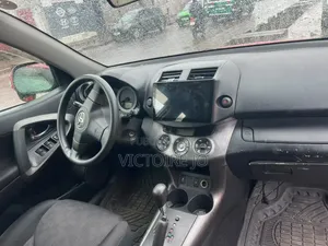 Toyota RAV4 2016 Rouge