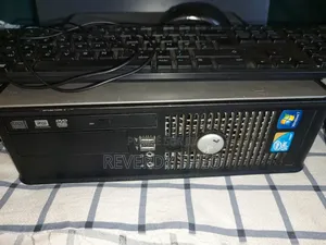 Ordinateur de bureau Dell 4GB Intel Core 2 Duo HDD+SSD 350GB