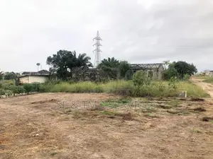 Parcelle À Vendre À Vendre, Quartier 11 Mort