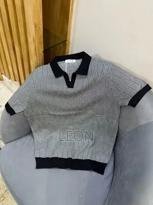 Vêtements De Très Bonnes Qualités À Vendre À Bon Prix en Plus