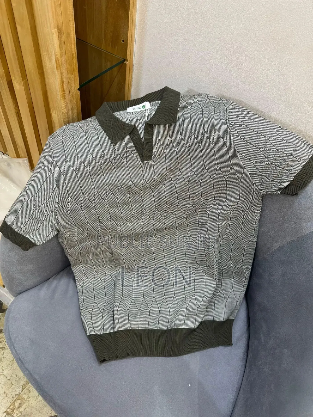 Vêtements De Très Bonnes Qualités À Vendre À Bon Prix en Plus