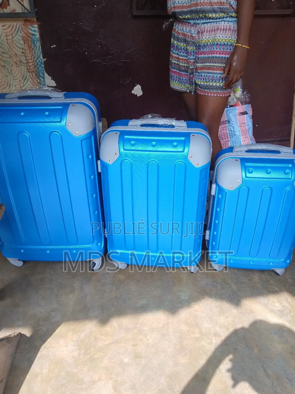 Valise 3 Pièces Offre Spéciale : 47 000 Cfa Livraison : 1 000 Cfa