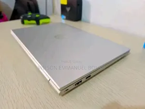 New Ordinateur Portable HP 240 G8 8GB Intel Core I5 SSD 512GB