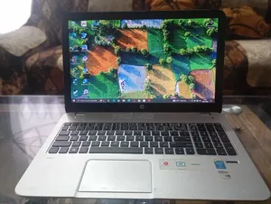 Ordinateur Portable HP Envy 15 16GB Intel Core I7 SSD 250GB