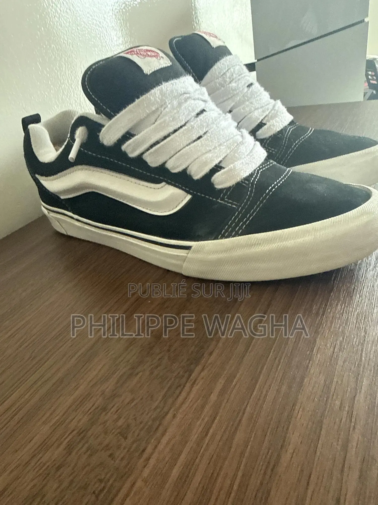 Vans Knu School À Vendre ( Pointure 47)Only Whatsapp