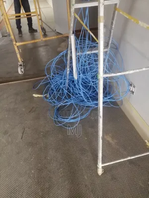 Installation Réseau Informatique Filaire Et d'Interco Grande Distance