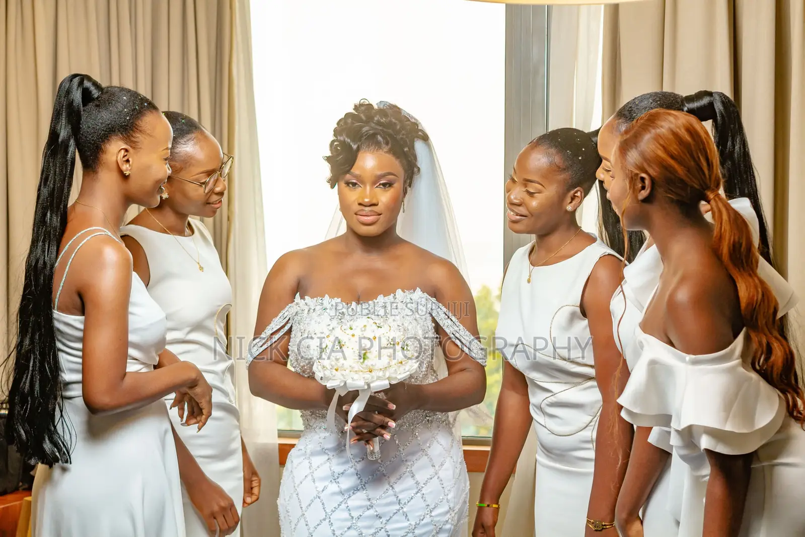 Couverture De Évènement