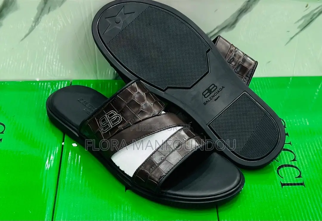 Sandales De Très Bonne Qualité