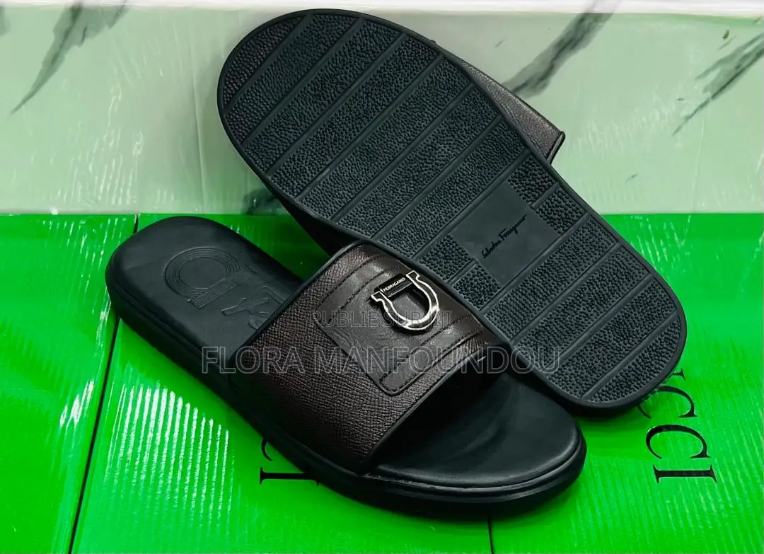 Sandales De Très Bonne Qualité