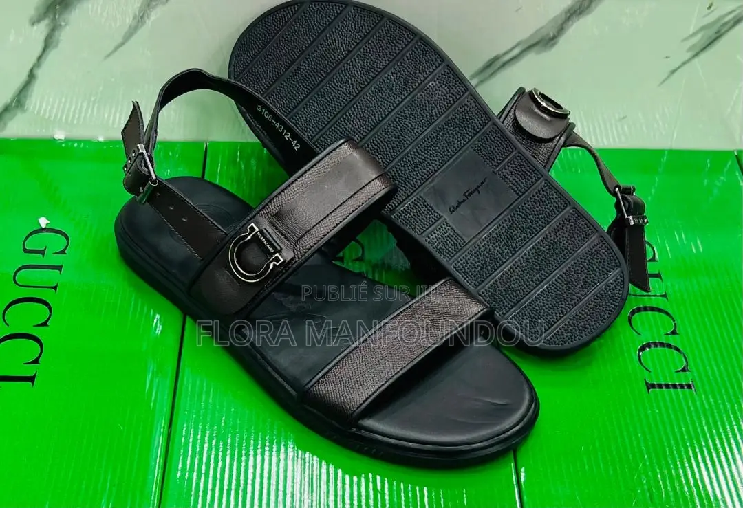 Sandales De Très Bonne Qualité