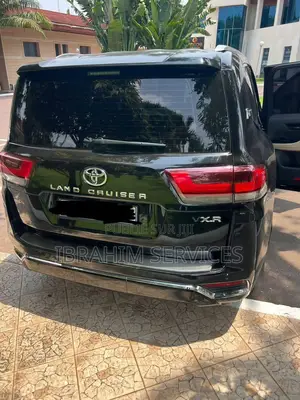 Toyota Land Cruiser 2021 Noir