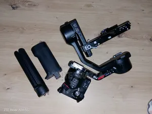 Stabilisateur Dji Rs4