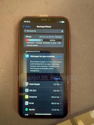 Apple iPhone 11 64 GB Rouge