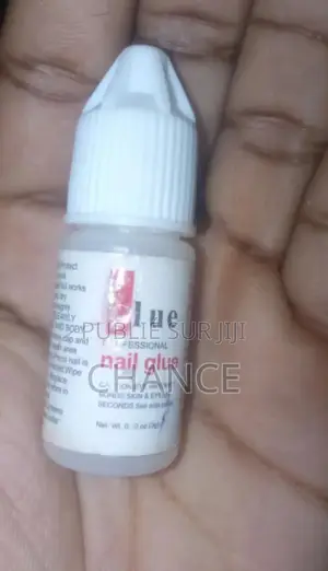 Faux Ongles +Cole