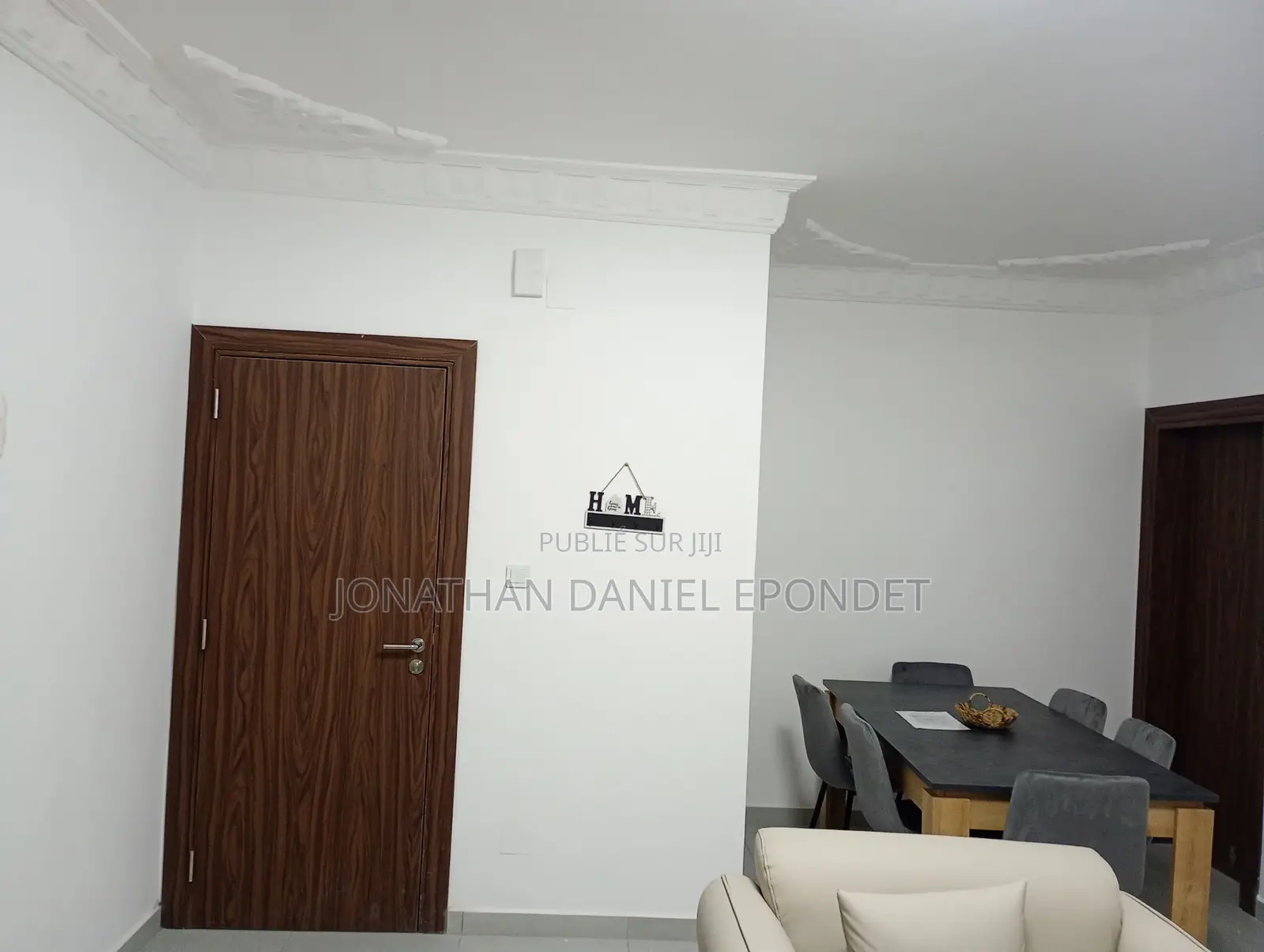 Furnished 2chbre Appartement dans Appartement Meublé, Moungali à Louer