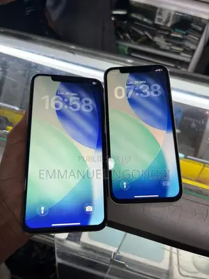 Neuf Apple iPhone 12 128 GB Argenté