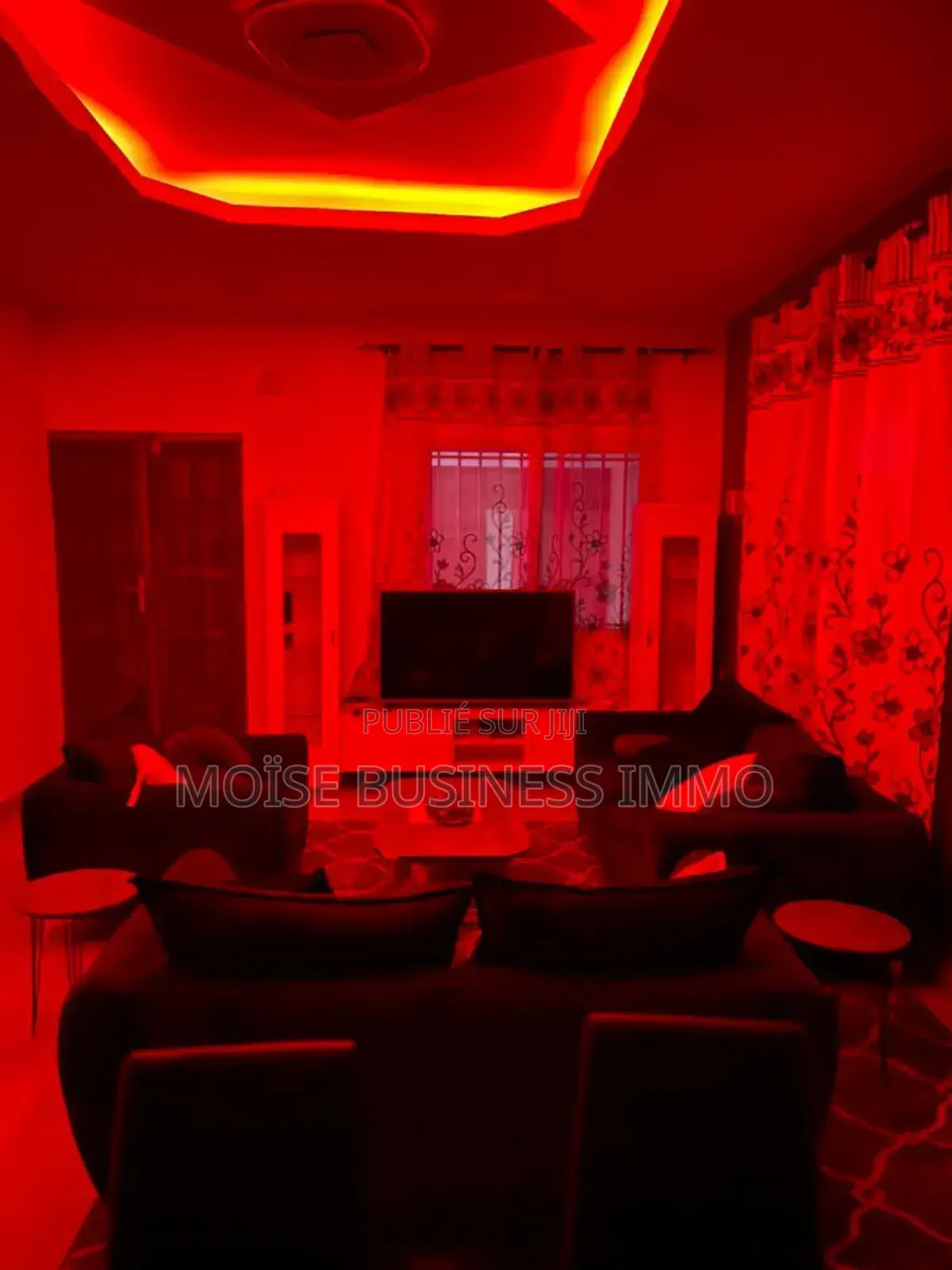 Furnished 2chbre Appartement dans Moïse Business &, Lumumba à Louer