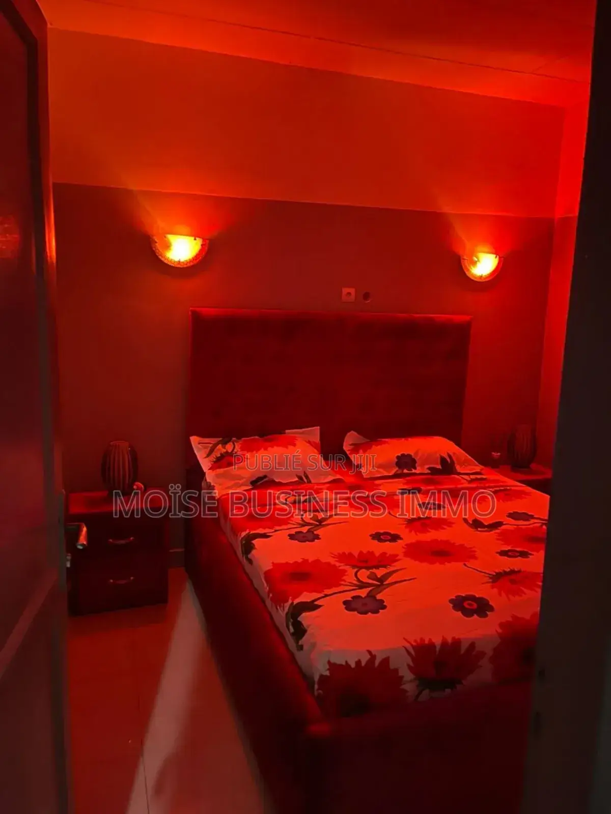 Furnished 2chbre Appartement dans Moïse Business &, Lumumba à Louer