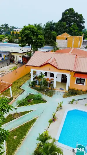 Furnished 2chbre Villa dans Moïse Business &, Lumumba à Louer