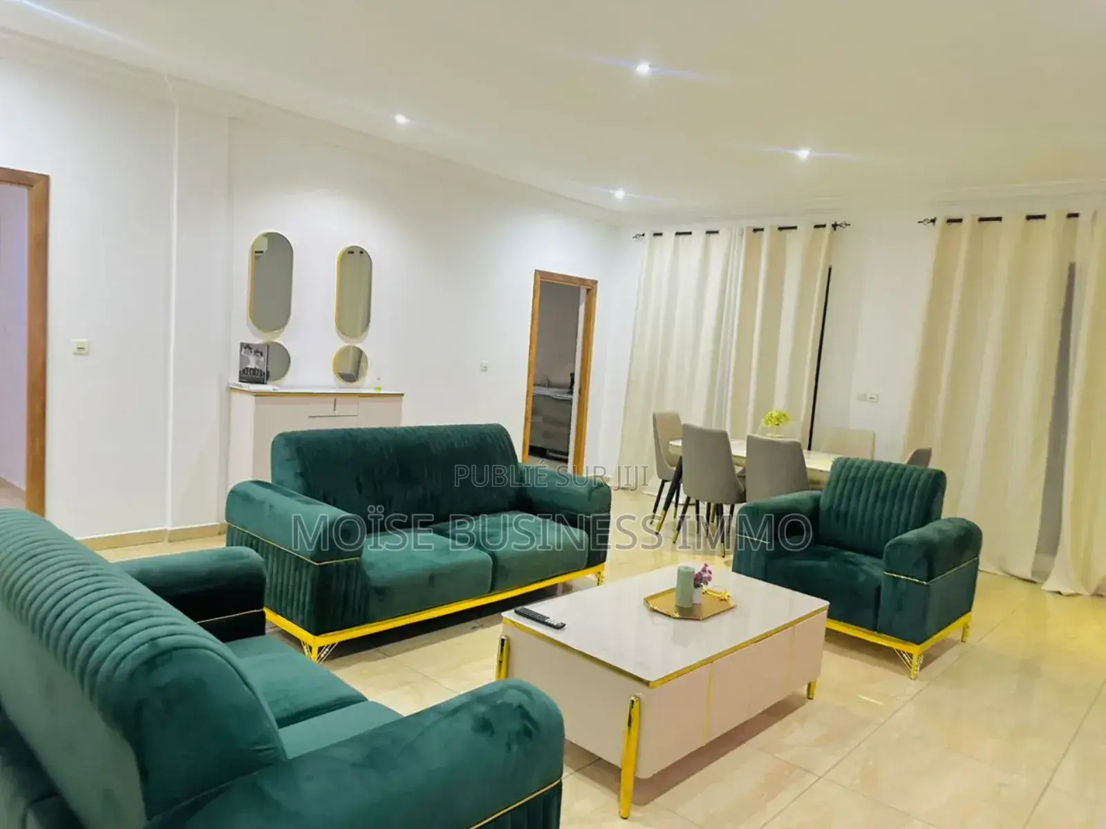 Furnished 1chbre Appartement dans Moïse Business &, Lumumba à Louer