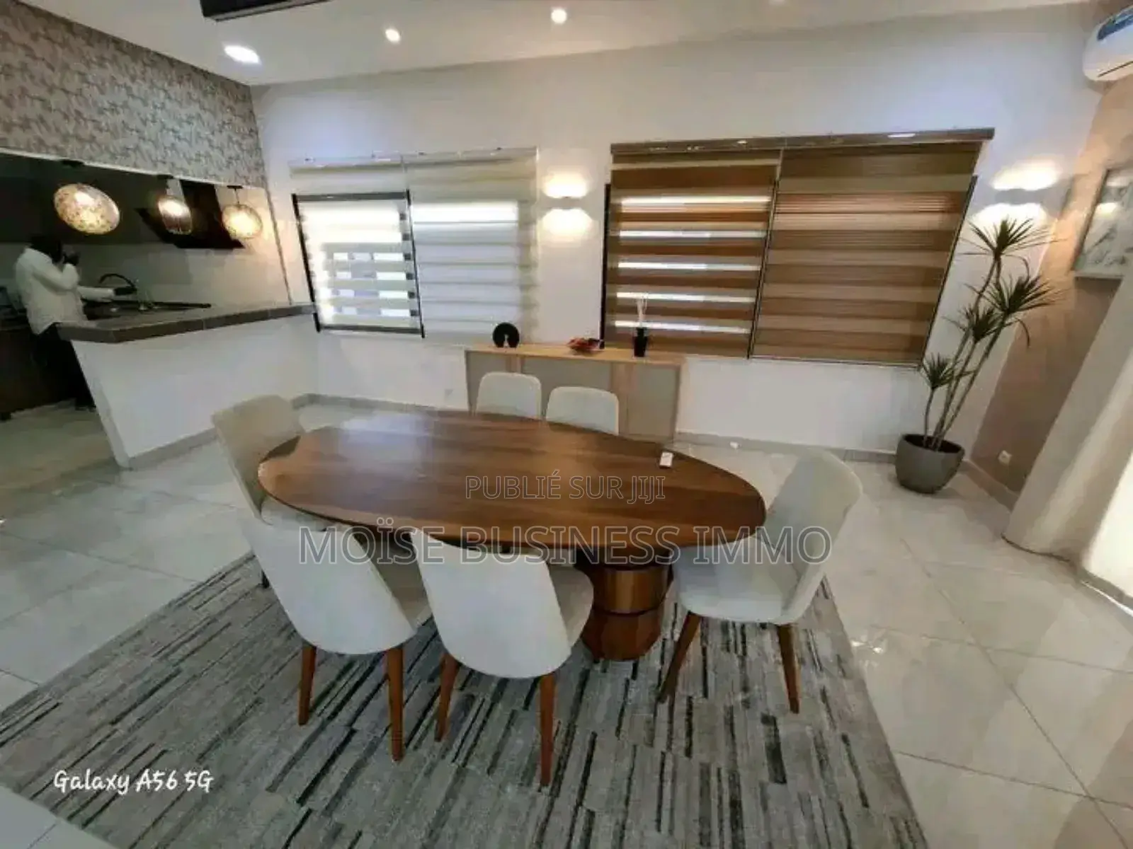 Furnished 4chbre Villa dans Moïse Business &, Lumumba à Louer