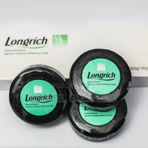 Savon Noir Au Charbon De Bambou