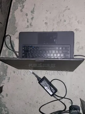 Ordinateur Portable Dell Inspiron Duo 4GB Intel Pentium HDD 250GB