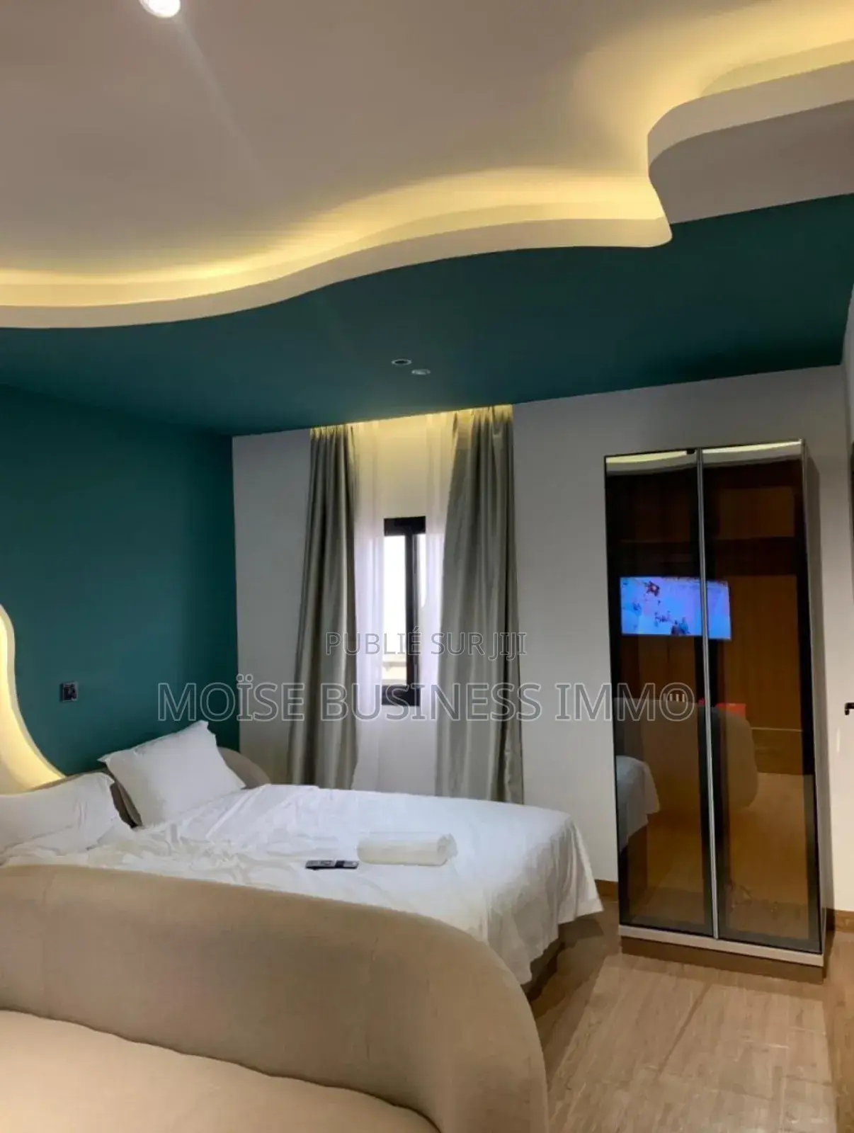 Furnished 1chbre Appartement dans Moïse Business &, Lumumba à Louer