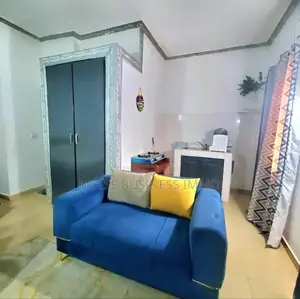 Furnished 1chbre Studio dans Moïse Business &, Lumumba à Louer