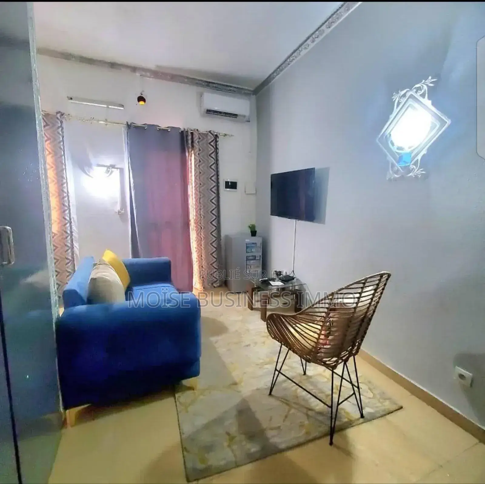 Furnished 1chbre Studio dans Moïse Business &, Lumumba à Louer