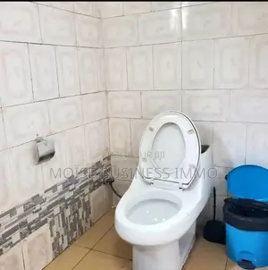 Furnished 1chbre Studio dans Moïse Business &, Lumumba à Louer