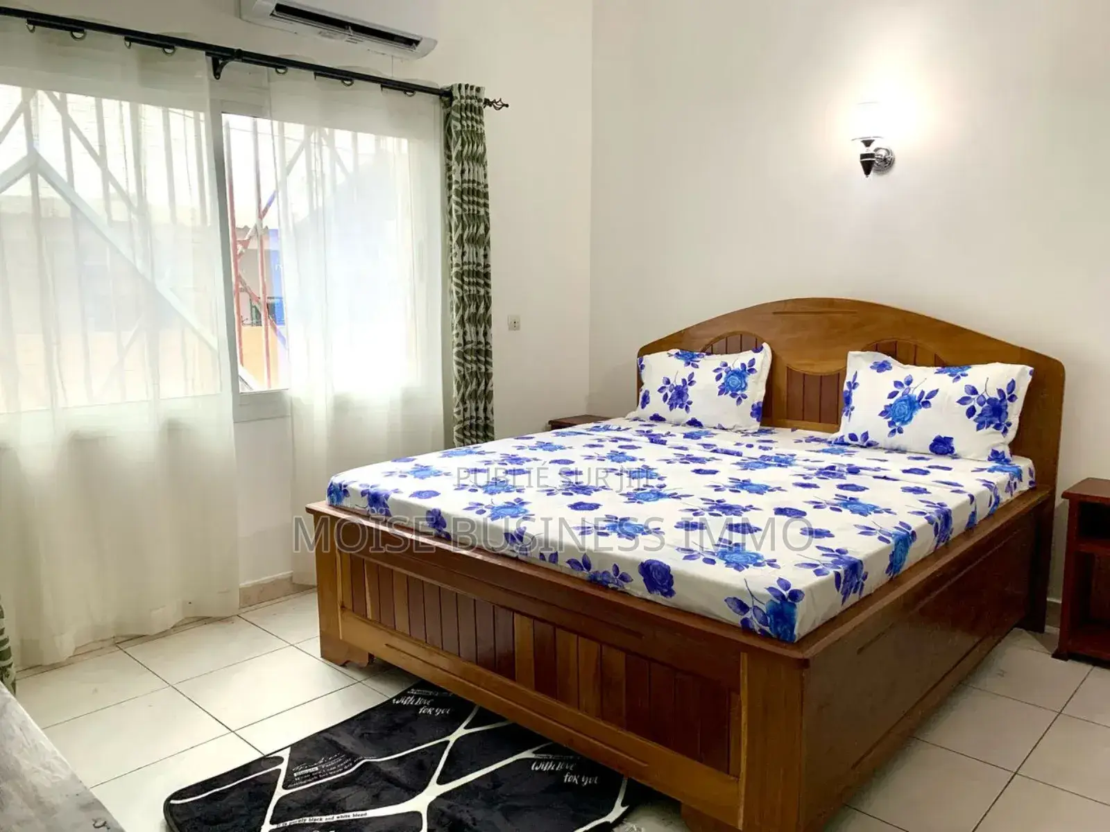 Furnished 2chbre Appartement dans Moïse Business &, Lumumba à Louer