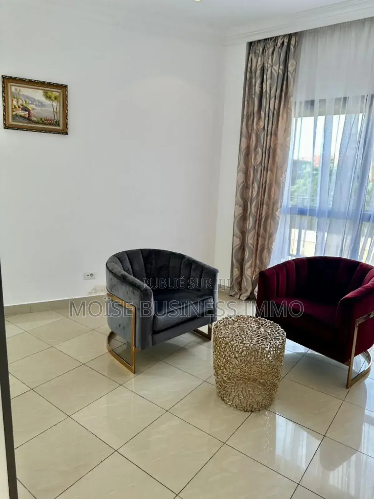 Furnished 3chbre Villa dans Moïse Business &, Lumumba à Louer