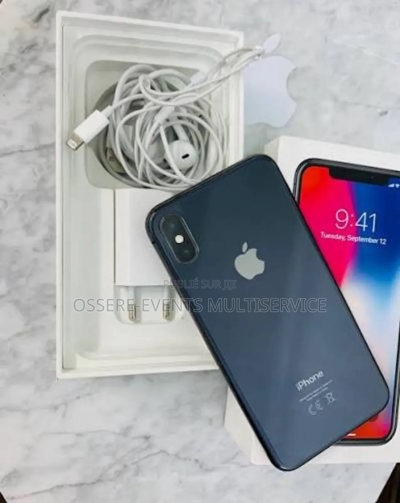 Neuf Apple iPhone X 64 GB Autre