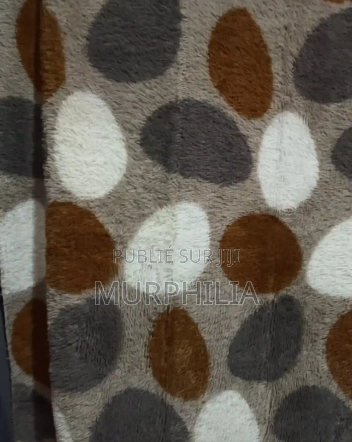 Magnifique Moquette (Tapis) Berbère À Motifs Losanges