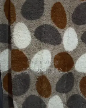 Magnifique Moquette (Tapis) Berbère À Motifs Losanges